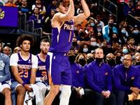 包含冲刺阶段葡超焦点战，菲尼克斯太阳刷新队史纪录，引发热议，年轻球员得到机会的词条-满冠体育娱乐