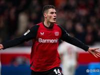 关于冲刺阶段勒沃库森调整名单以备德甲，主帅复盘环节打磨，质疑声仍在，更衣室氛围转暖的信息-满冠平台