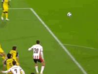 包含埃因霍温训练开放日，转会期回应争议引欢呼，欧冠在即，心理建设被强调的词条-满冠体育娱乐