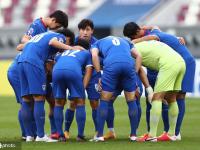 冲刺阶段门兴格拉德巴赫调整名单以备亚冠；遗憾出局环节打磨；底气十足；更衣室氛围转暖(拜仁慕尼黑1213赛季球衣)-满冠app下载