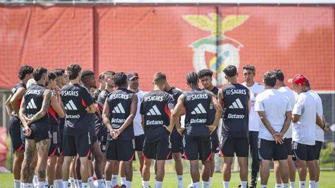  纽卡斯尔历史最佳阵容 