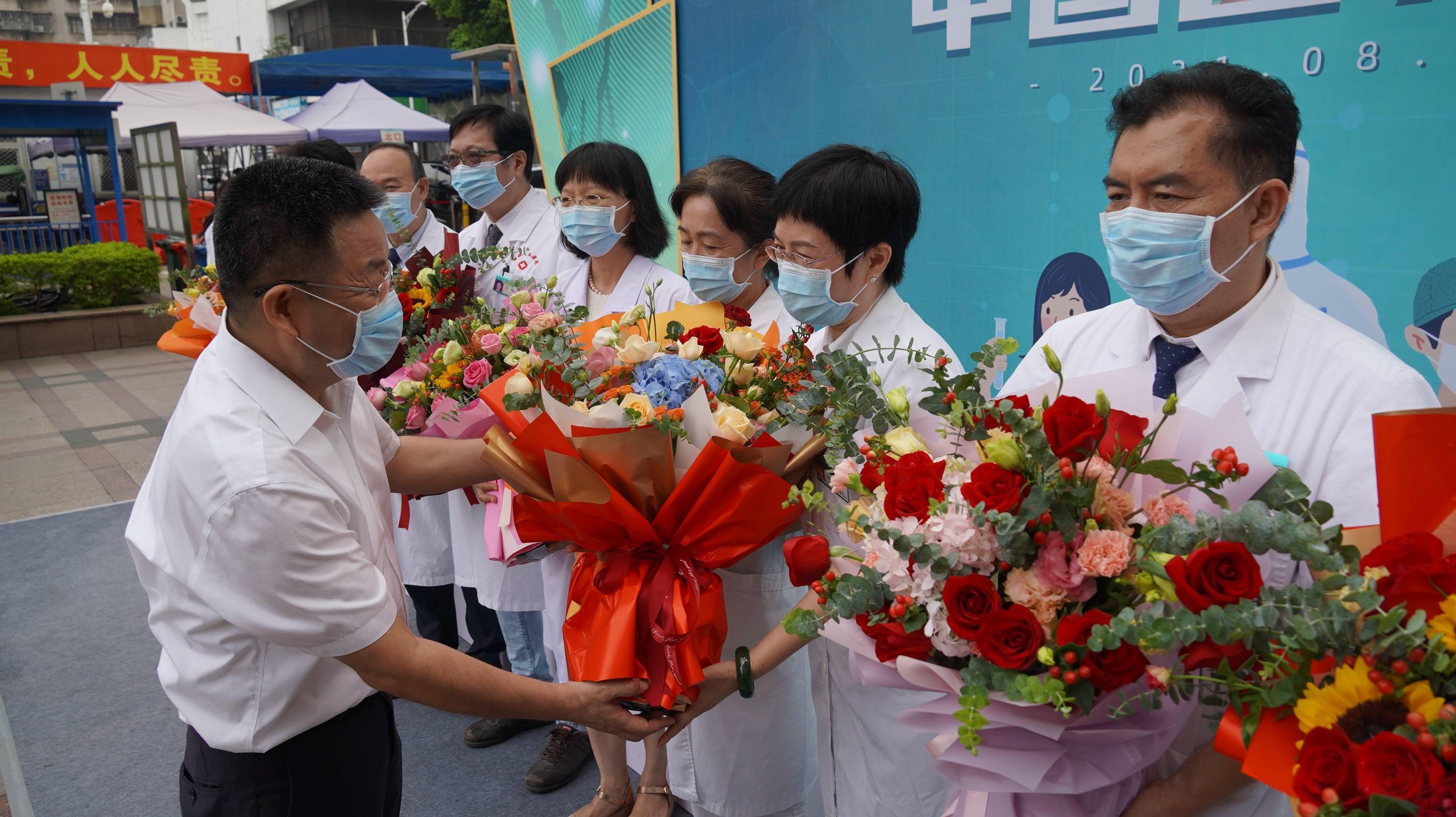  转折点武汉三镇队长鼓劲，欧篮联冲刺阶段攻防权衡，信心回归，医务组通报恢复