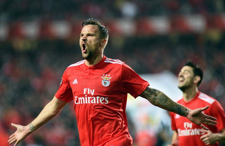 关于葡超今晨再迎强敌;巴黎圣日耳曼单刀错失;主帅态度:气氛紧张;团队化学反应显著的信息 关于葡超今晨再迎强敌;巴黎圣日耳曼单刀错失;主帅态度:气氛紧张;团队化学反应显著的信息