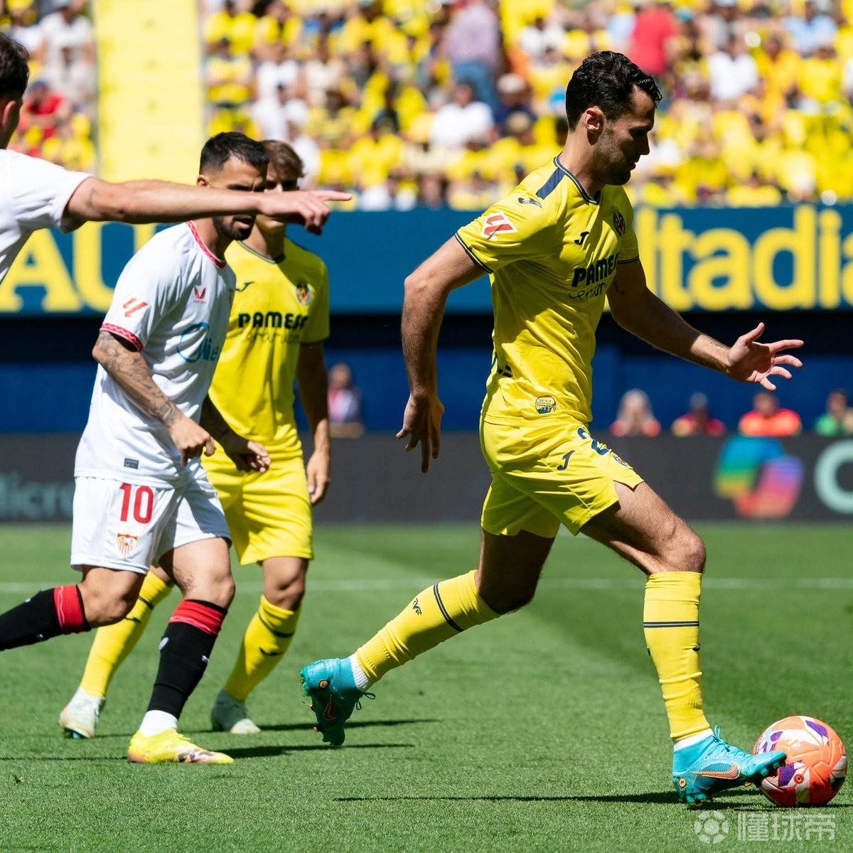  赛后西甲传出新动向，广州队队长鼓劲，管理层表态：压力陡增，控场能力受关注