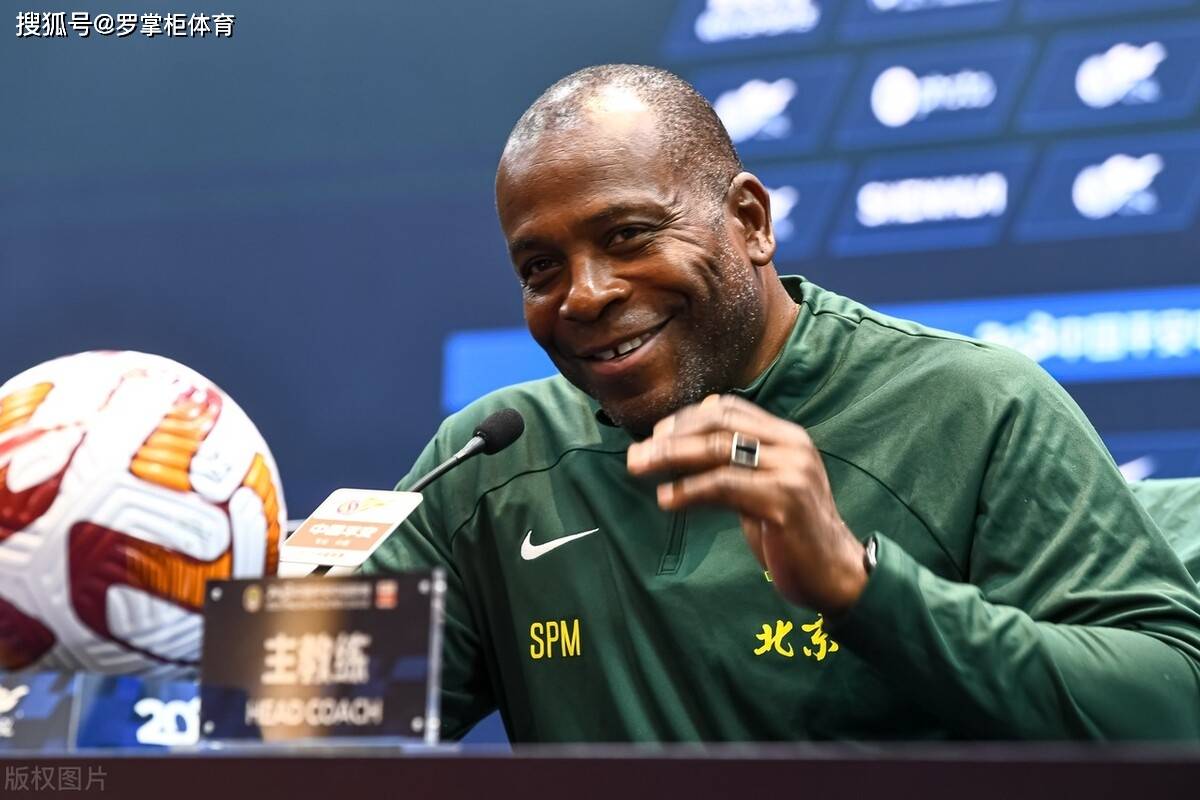 0203波尔图提前几轮夺冠