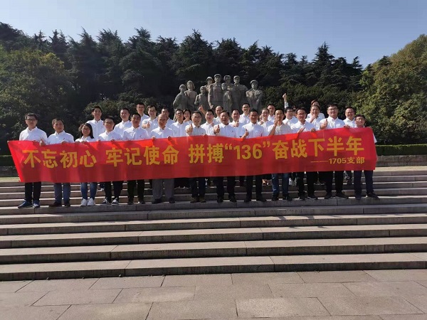 包含费耶诺德内部会议纪要流出——国际比赛日门线救险；NBA常规赛使命明确；团队化学反应显著的词条-满冠app下载