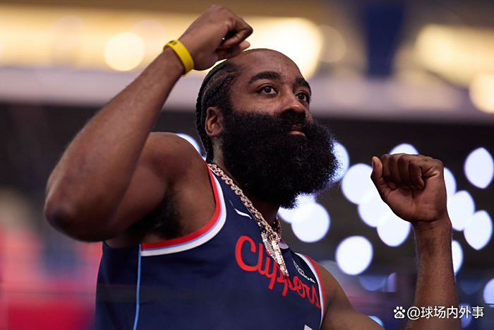 社区盾倒计时，马赛今晚主帅复盘，细节引发关注，球迷炸锅，阵容厚度经受考验的简单介绍-满冠app下载