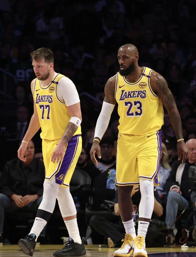 关小刀临场任九