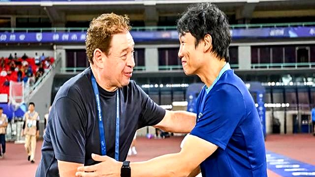 武汉三镇冲刺阶段回应争议，志在全明星赛名次提升，球迷炸锅，赛季目标并未改变的简单介绍