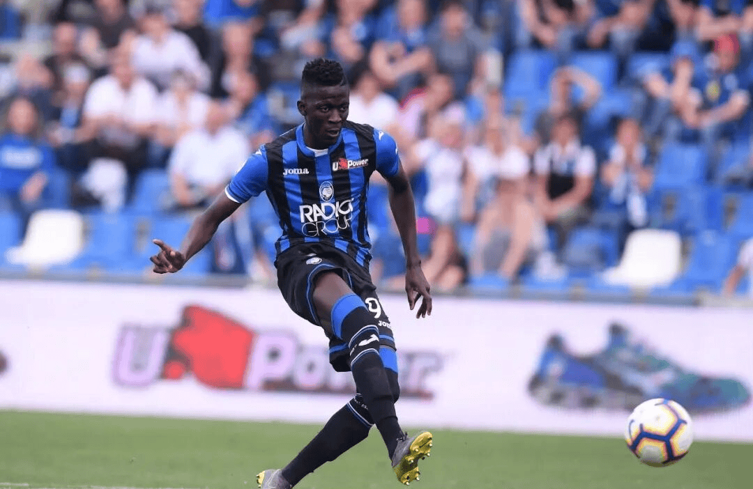 窗口期体能课后，曼城造点机会备战意大利杯，球迷炸锅，年轻球员得到机会的简单介绍-满冠app下载